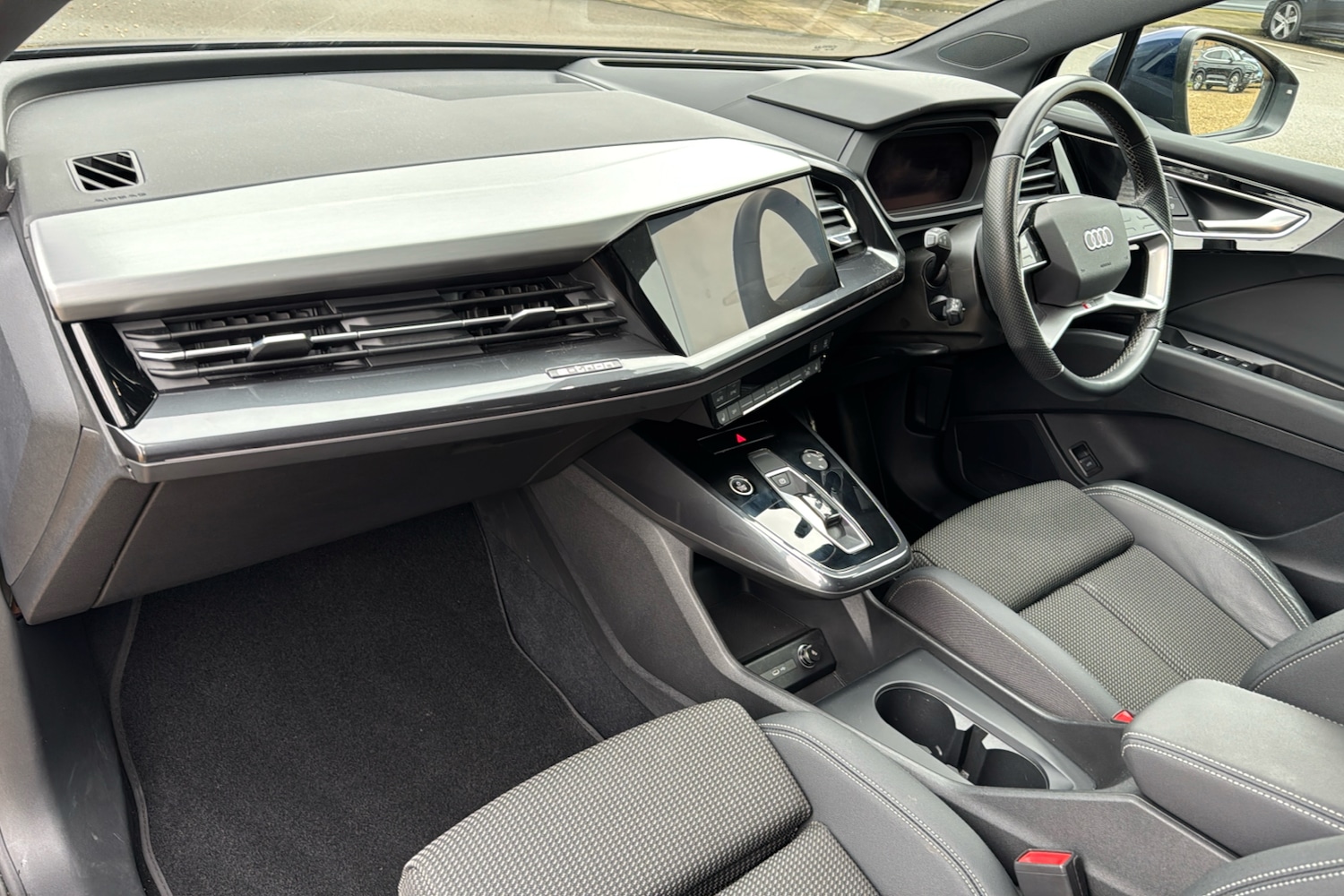 Used Audi Q4 e-tron 2023 for sale - 77601736: Photo 11