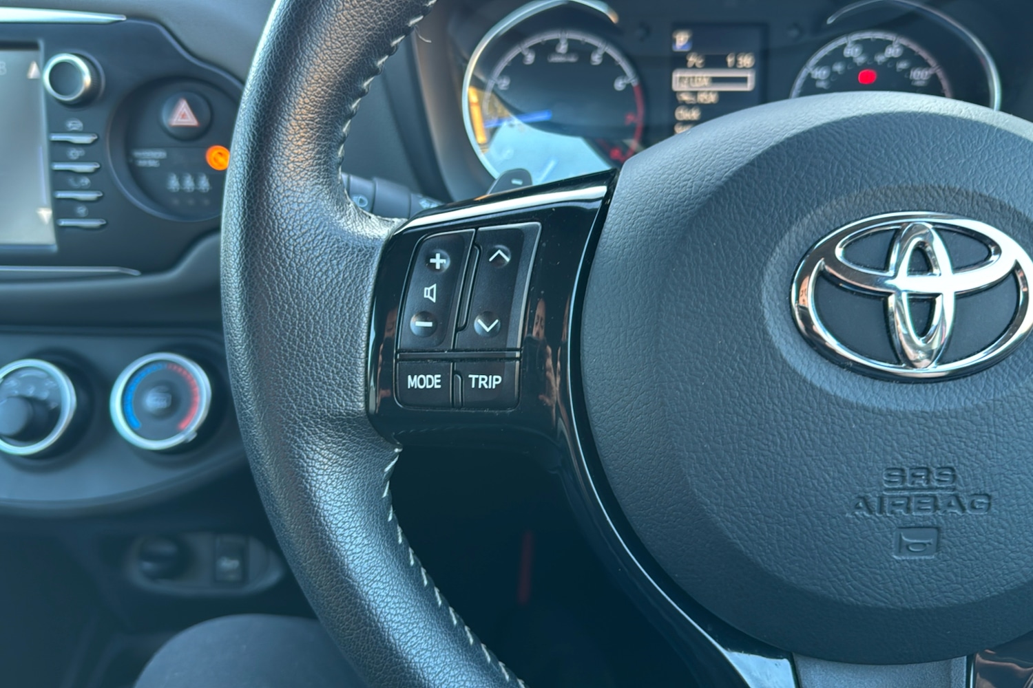 Used Toyota Yaris 2019 for sale - 76774486: Photo 16