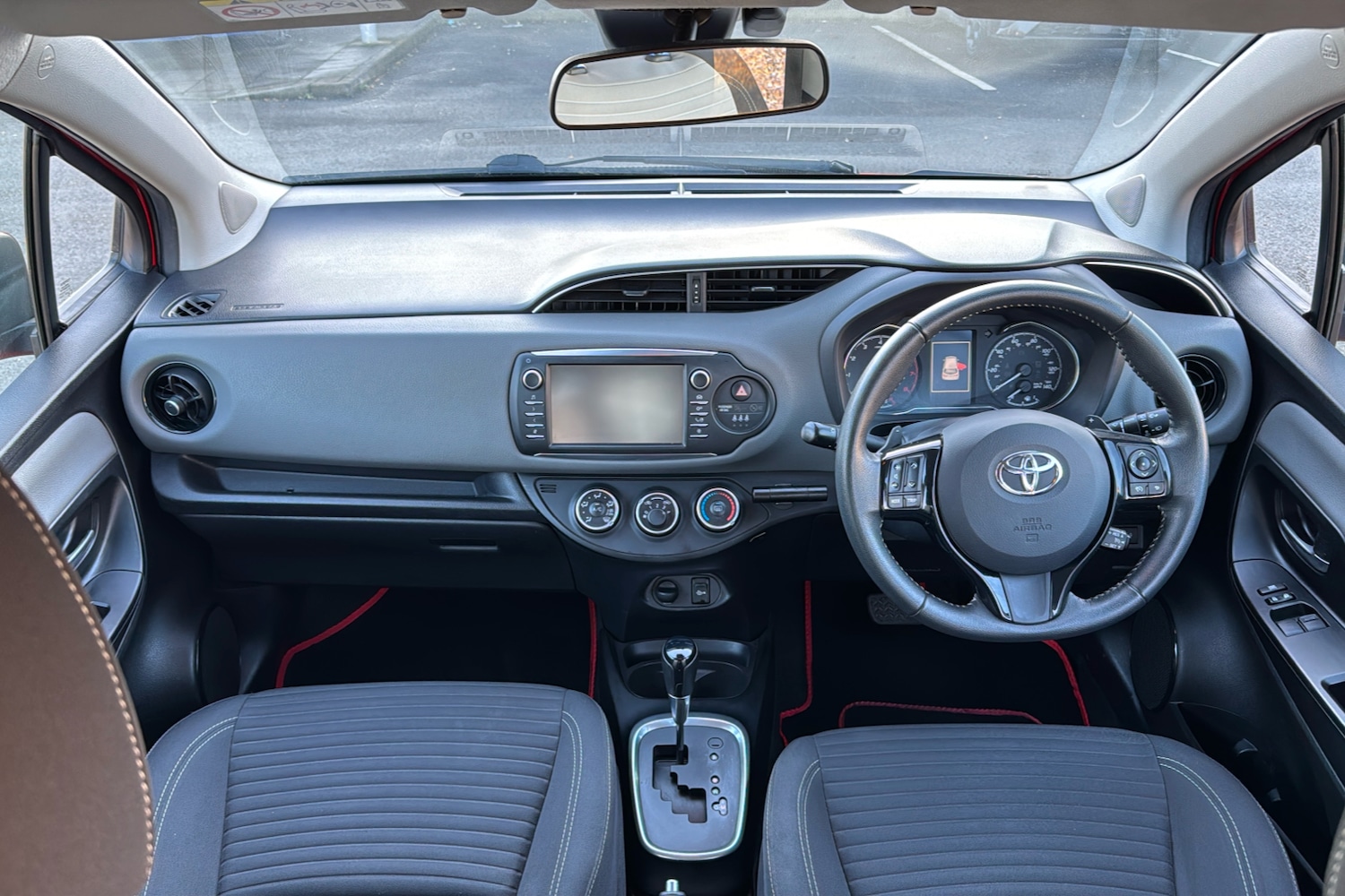 Used Toyota Yaris 2019 for sale - 76774486: Photo 9