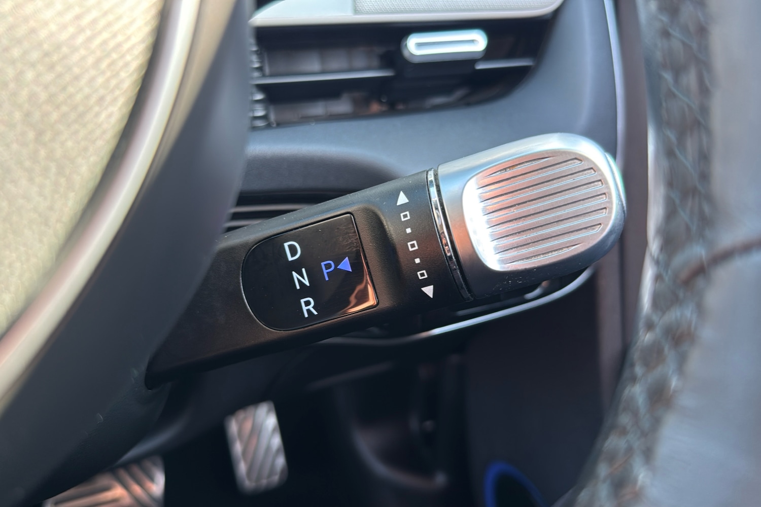 Hyundai Ioniq 5 73kwh Ultimate Hatchback 5dr Electric Auto 217 Ps Electric - Picture 13 of 24