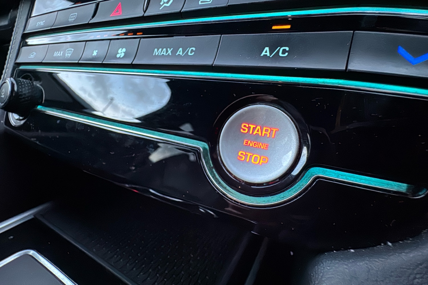 Used Jaguar F-Pace 2017 for sale - 76932018: Photo 22