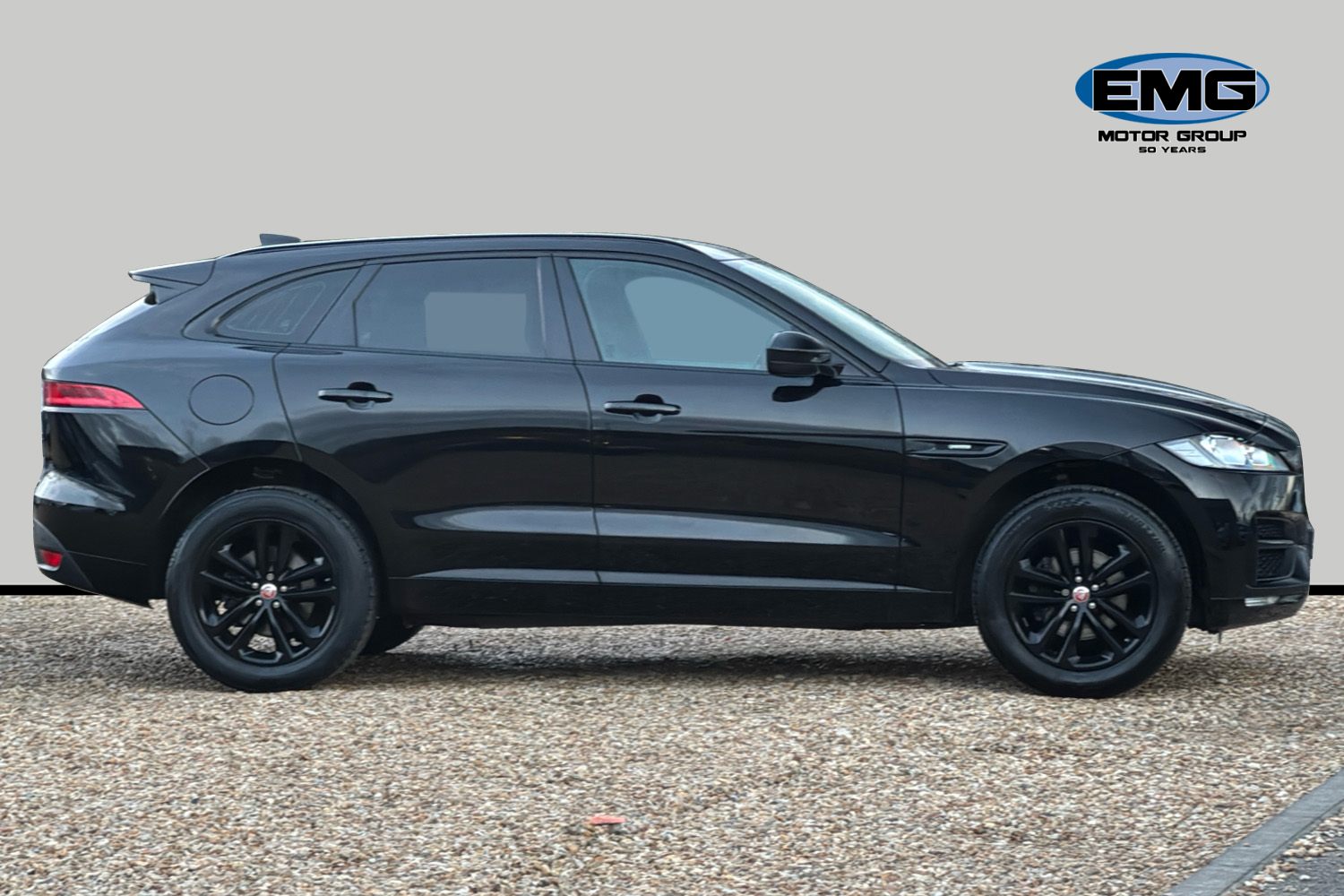 Used Jaguar F-Pace 2017 for sale - 76932018: Photo 4