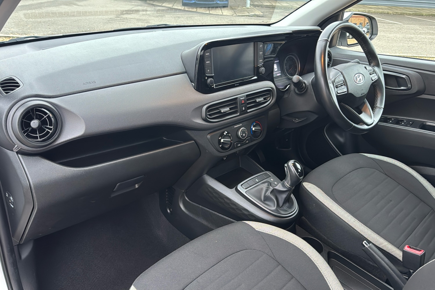 Used Hyundai i10 2023 for sale - 77429401: Photo 11