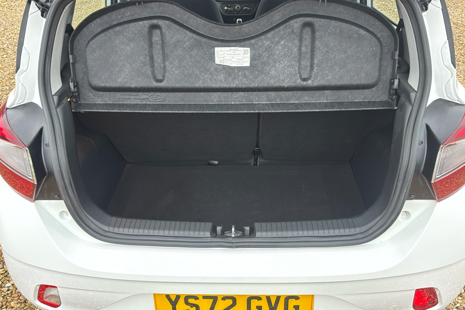 Used Hyundai i10 2023 for sale - 77429401: Photo 18