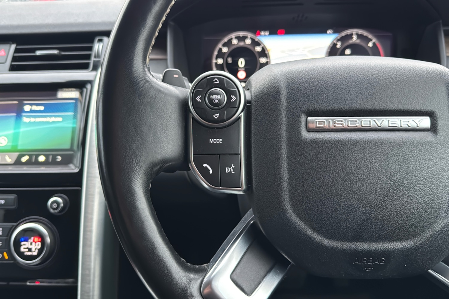 Used Land Rover Discovery 2018 for sale - 76805177: Photo 16