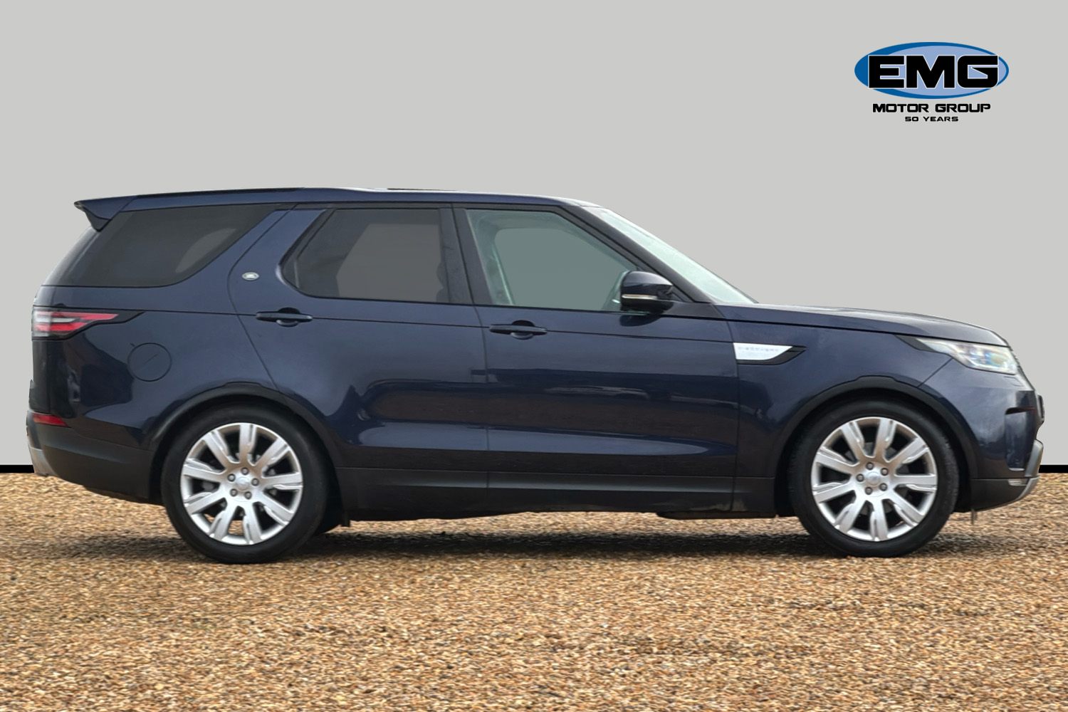 Used Land Rover Discovery 2018 for sale - 76805177: Photo 4