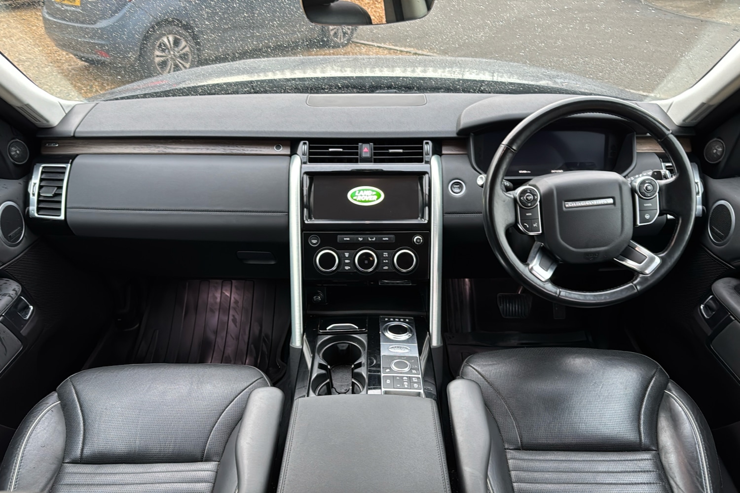 Used Land Rover Discovery 2018 for sale - 76805177: Photo 9