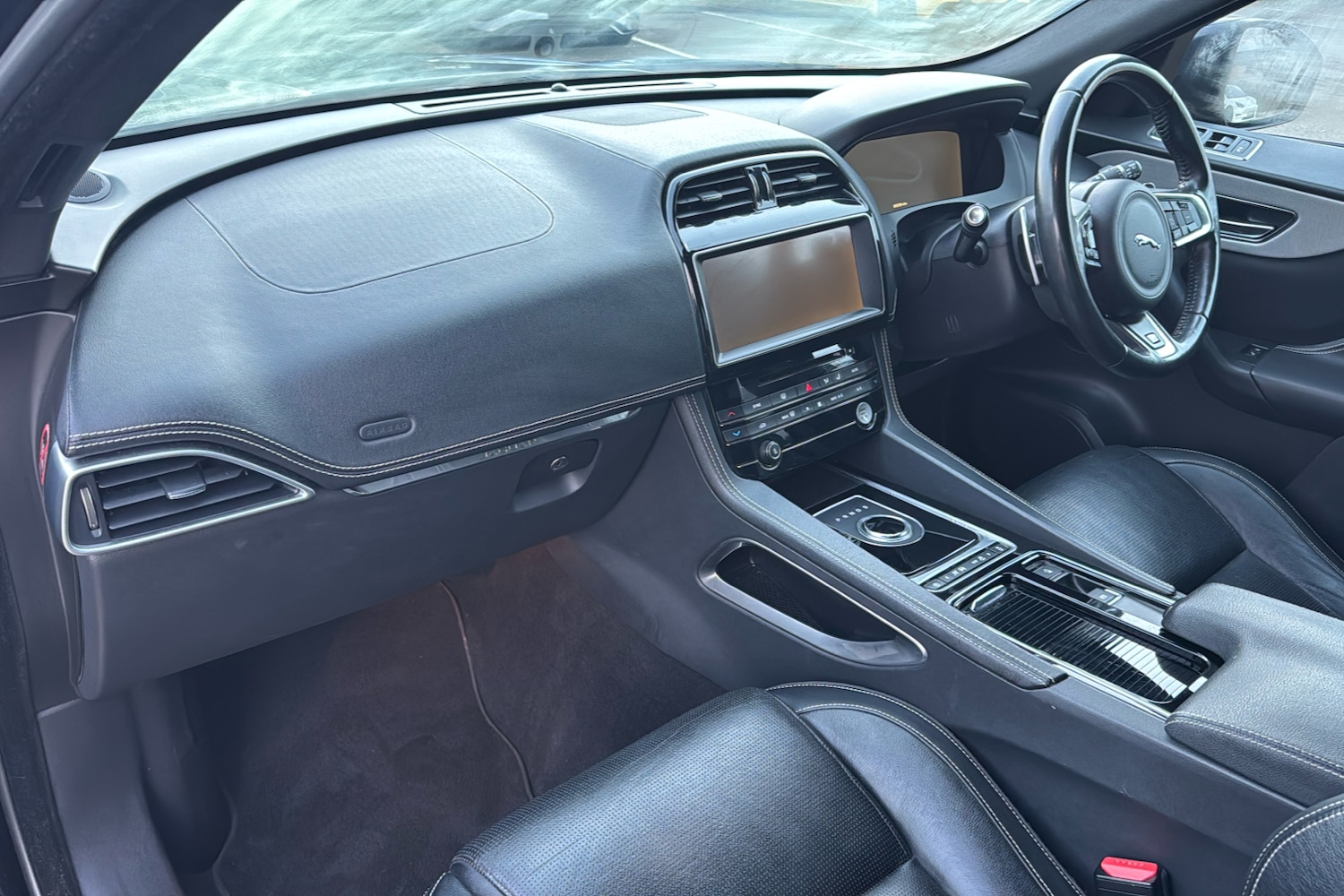 Used Jaguar F-Pace 2017 for sale - 77018927: Photo 11