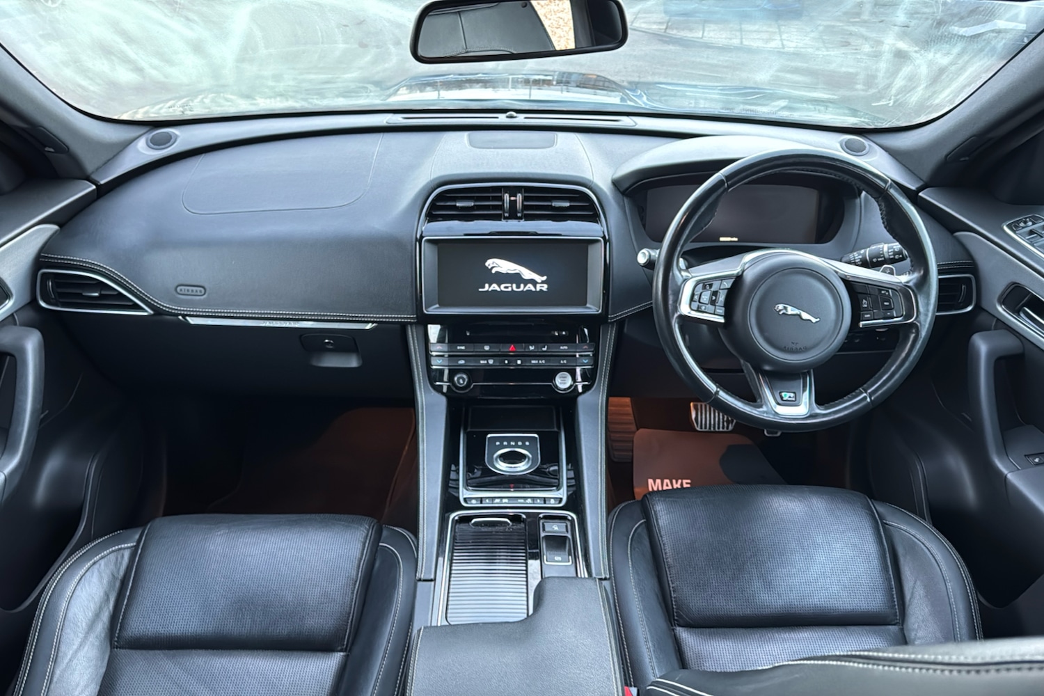 Used Jaguar F-Pace 2017 for sale - 77018927: Photo 9