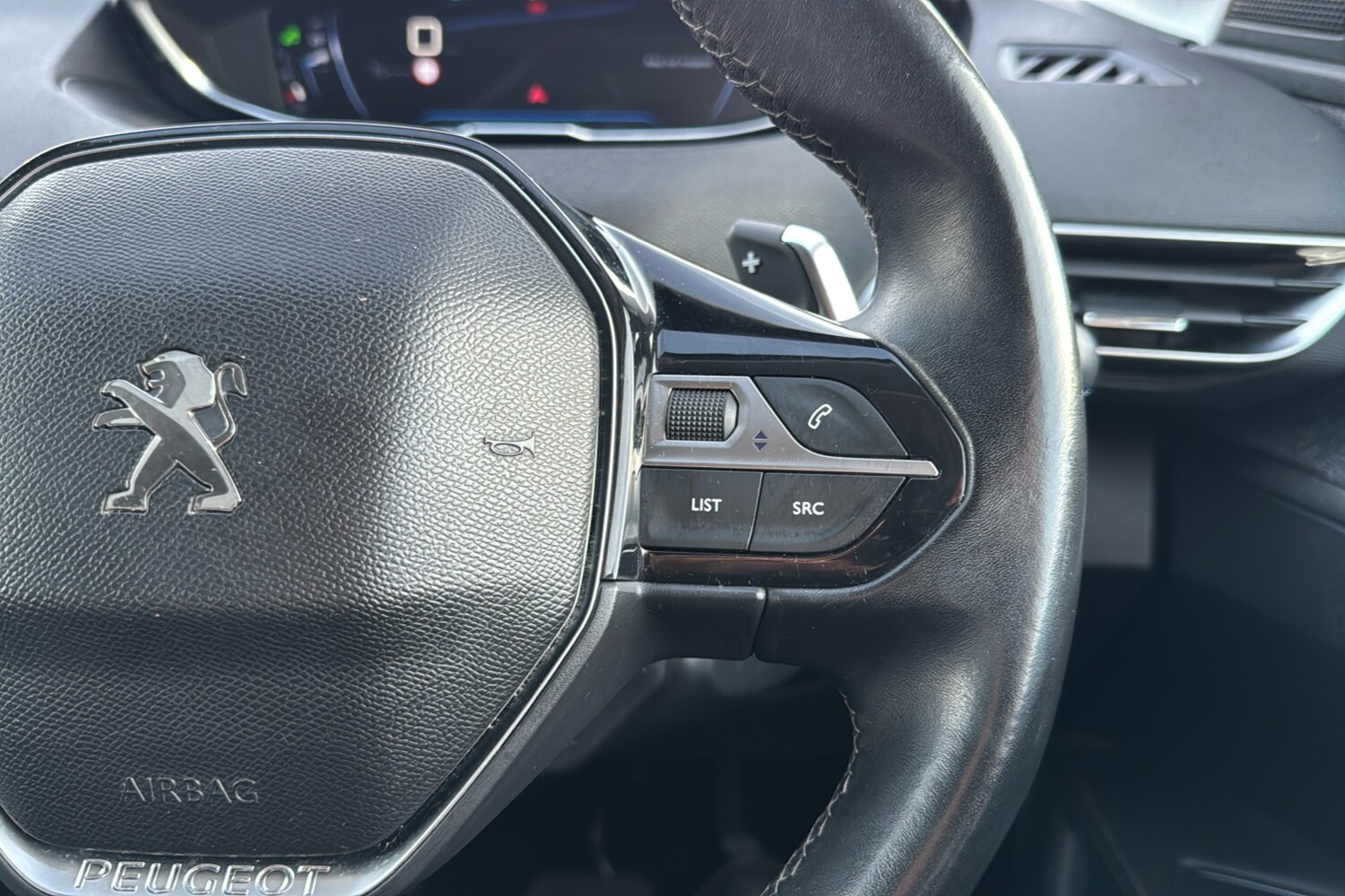 Used Peugeot 3008 2018 for sale - 77649517: Photo 17