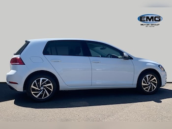 Used Volkswagen Golf 2019 for sale - 78451090: Photo