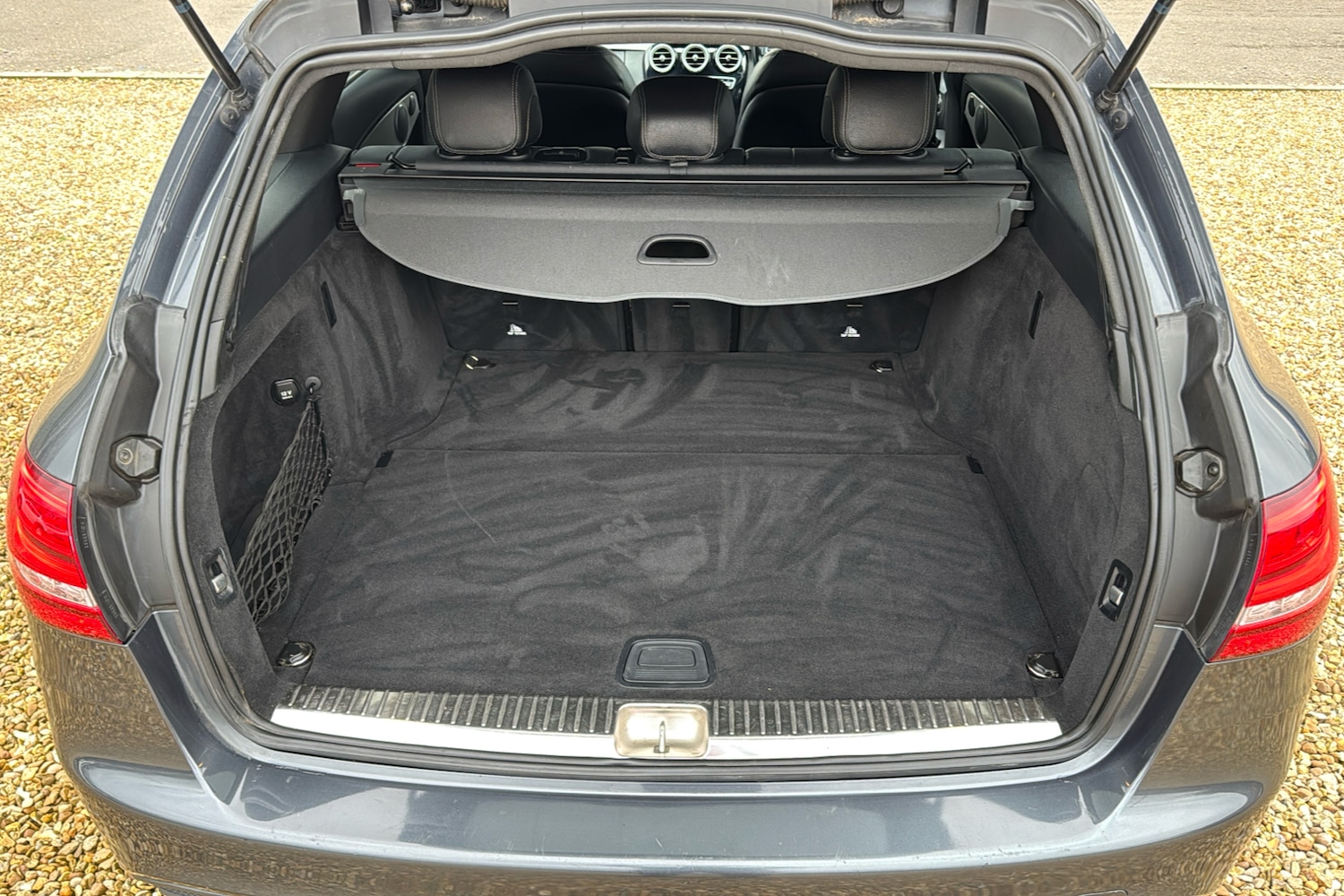 Used Mercedes-Benz C Class 2015 for sale - 76516092: Photo 18