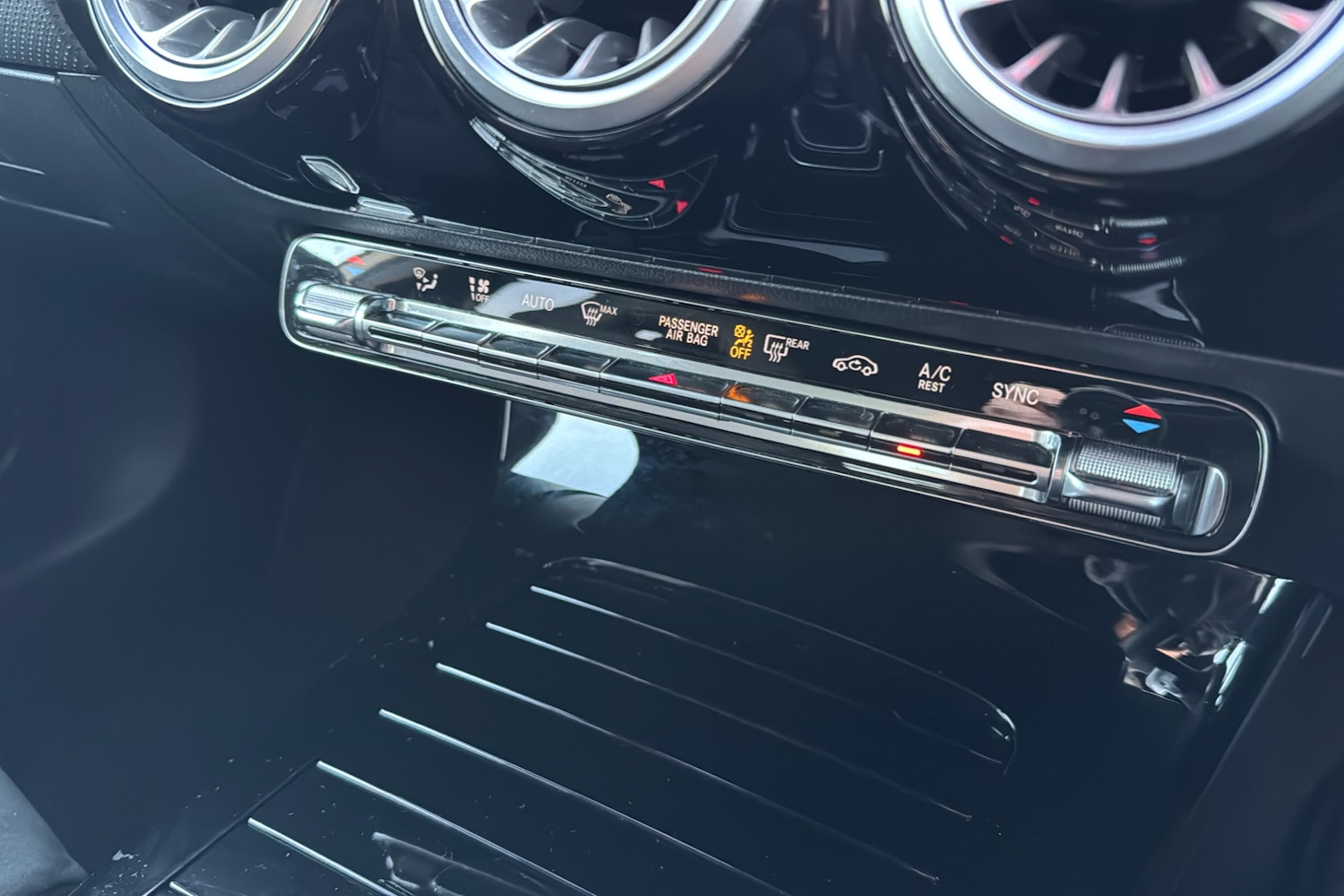 Used Mercedes-Benz A-Class 2019 for sale - 76805205: Photo 15