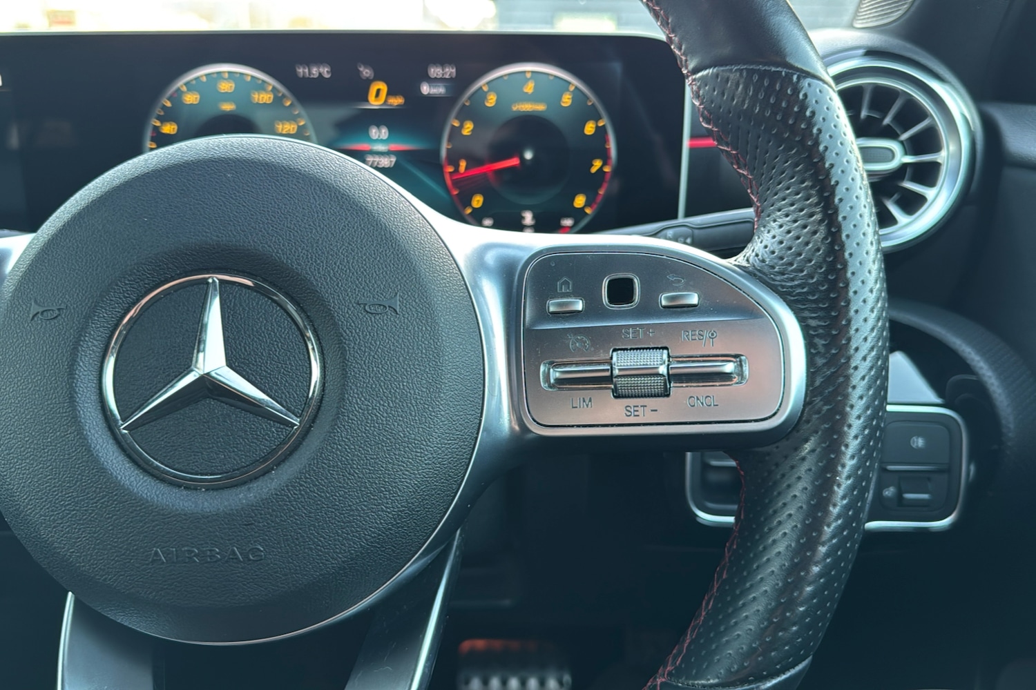 Used Mercedes-Benz A-Class 2019 for sale - 76805205: Photo 17