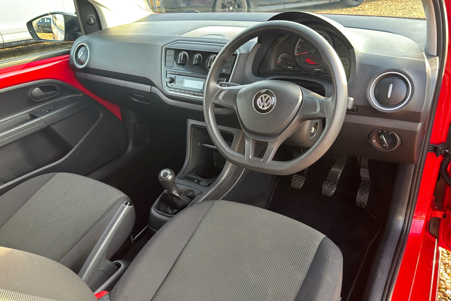 Used Volkswagen up! 2017 for sale - 77018937: Photo 10