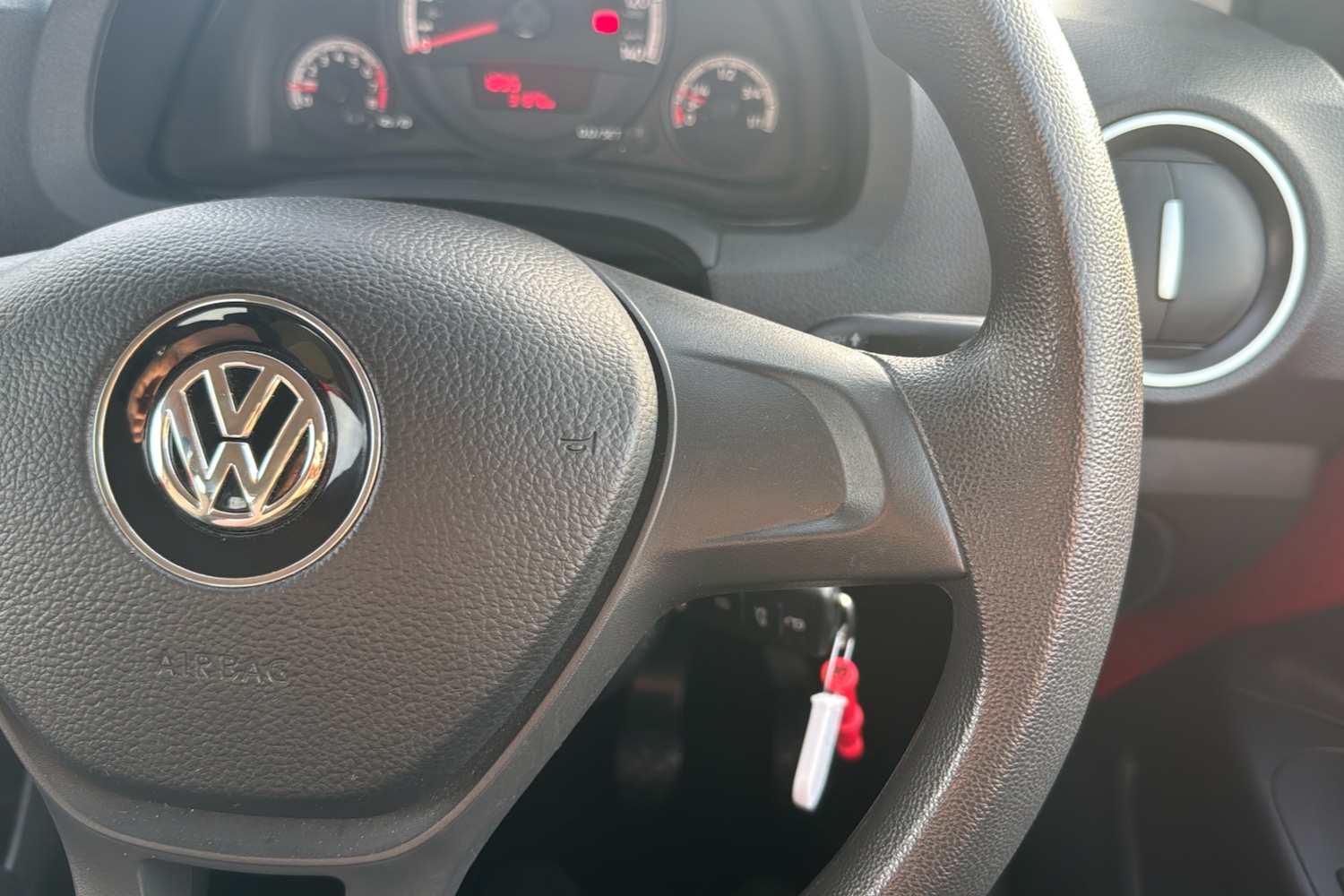 Used Volkswagen up! 2017 for sale - 77018937: Photo 17