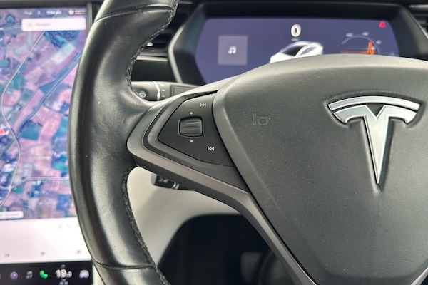 Used Tesla Model X 2020 for sale - 76243455: Photo 17