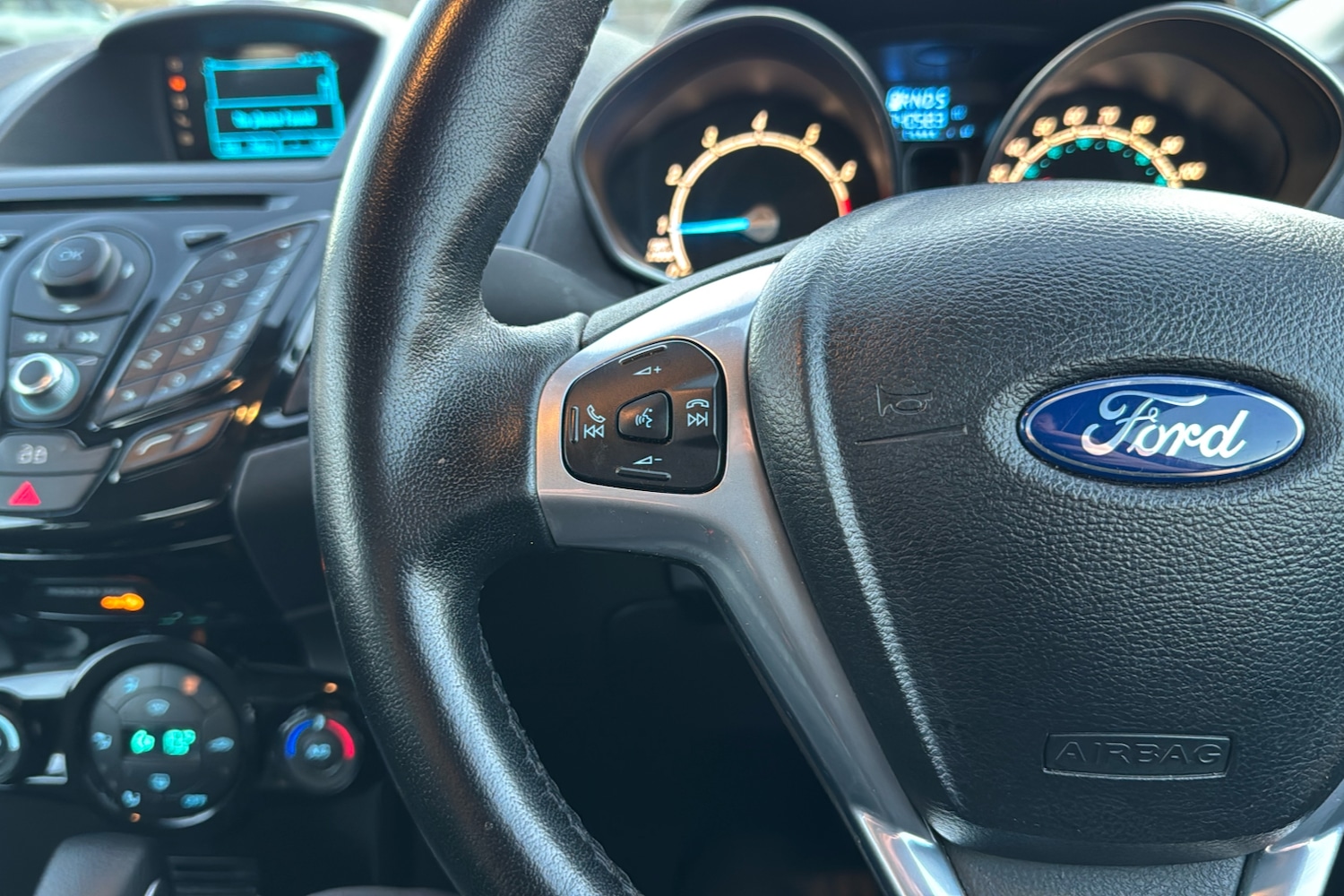 Used Ford Fiesta 2013 for sale - 76805207: Photo 16