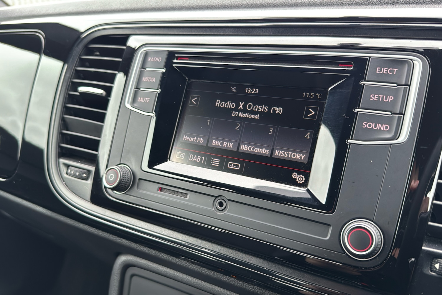 Used Volkswagen Beetle 2016 for sale - 76805216: Photo 19