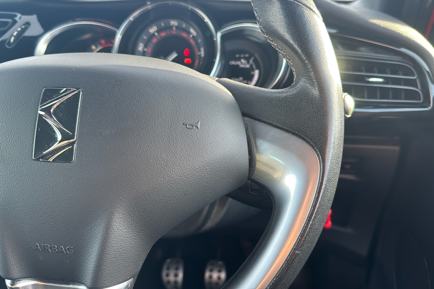 Used DS Automobiles DS 3 2016 for sale - 77219866: Photo 17