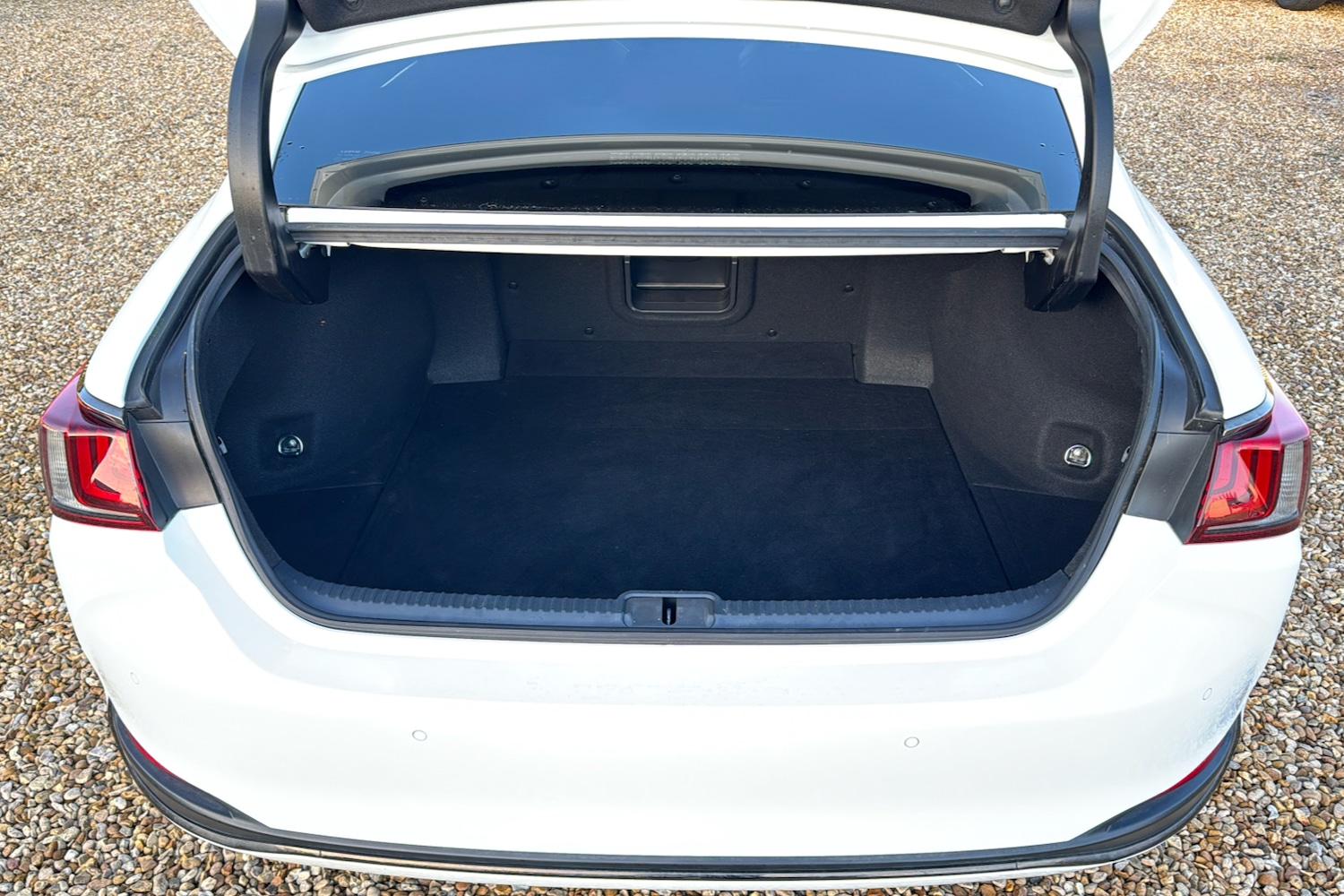 Used Lexus ES 2020 for sale - 76805137: Photo 18