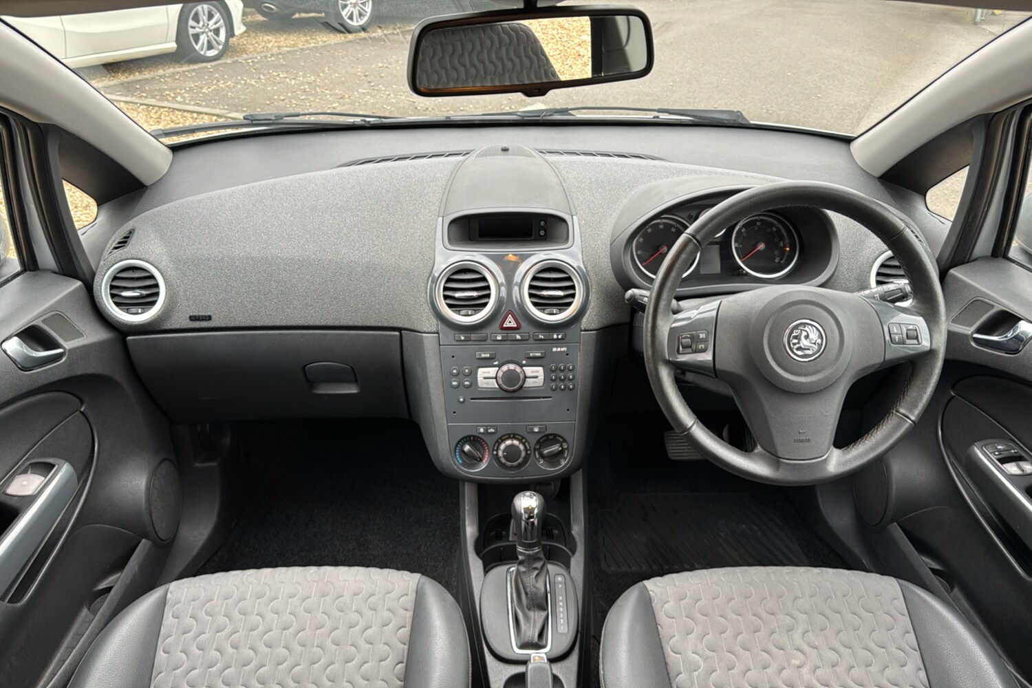 Used Vauxhall Corsa 2011 for sale - 78075228: Photo 9