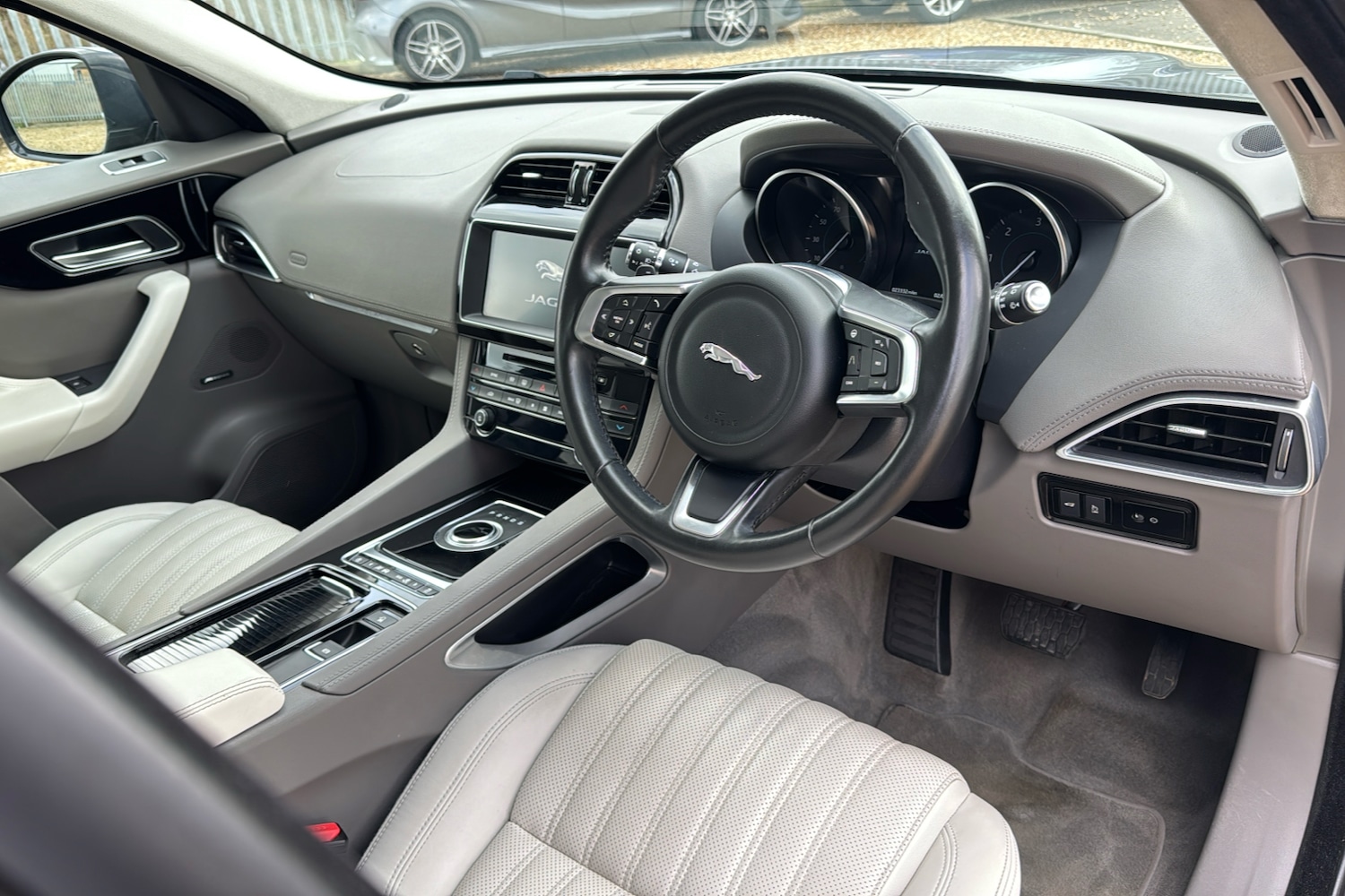 Used Jaguar F-Pace 2020 for sale - 77500733: Photo 10