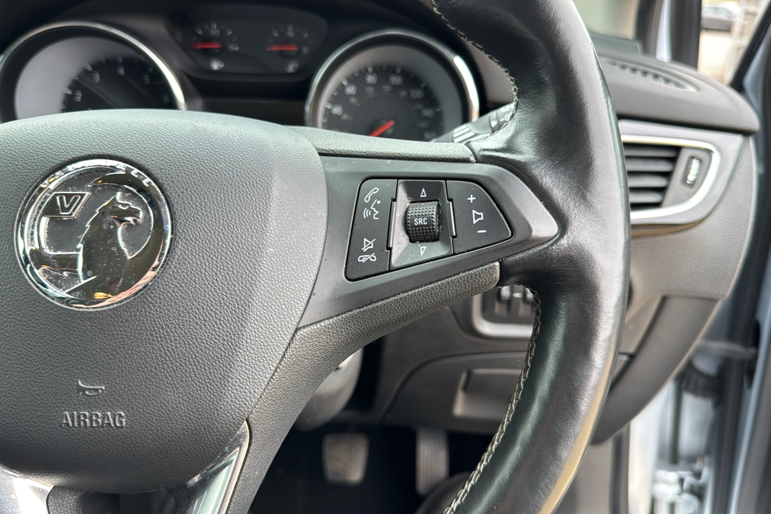 Used Vauxhall Astra 2017 for sale - 76004209: Photo 17
