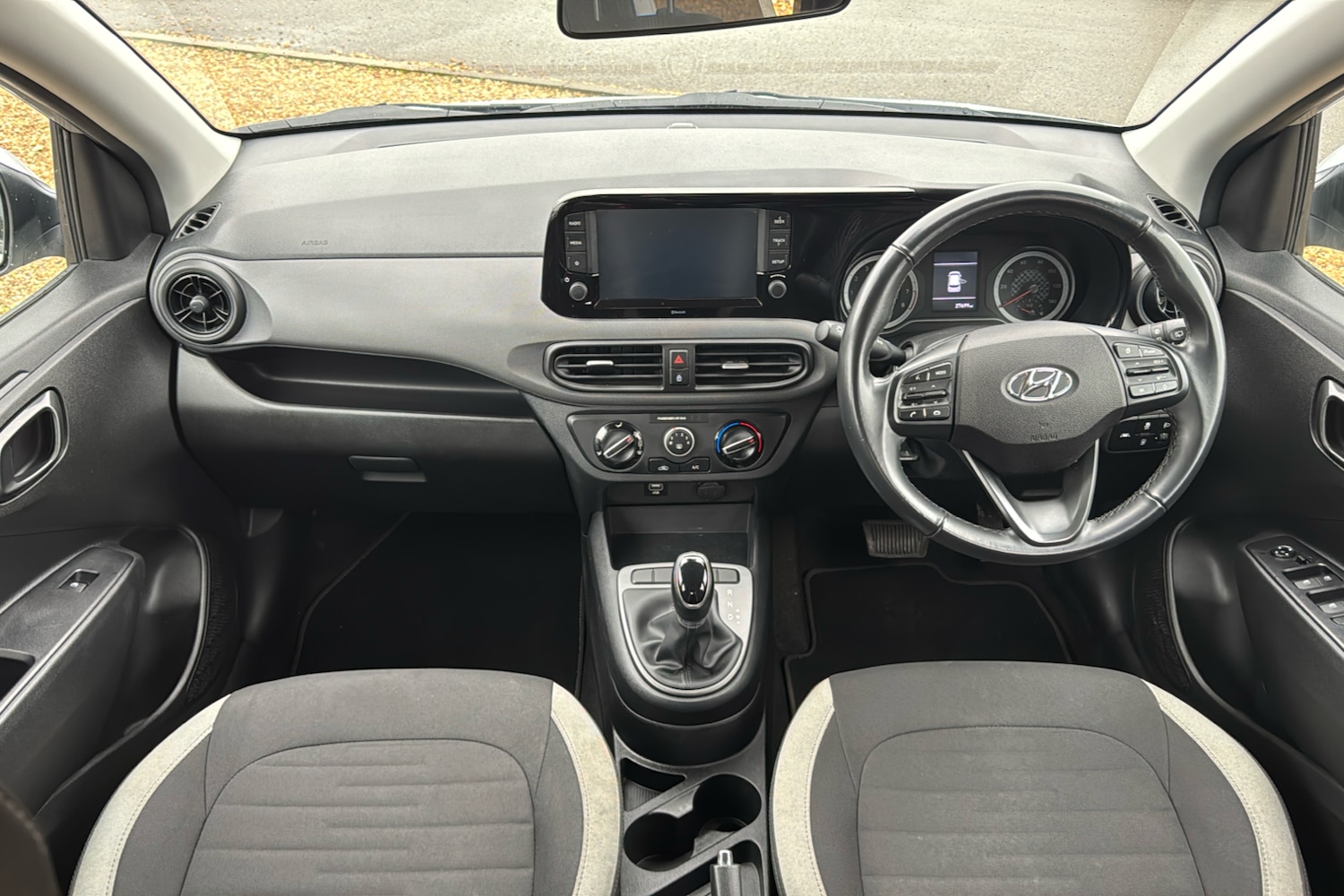 Used Hyundai i10 2022 for sale - 76968236: Photo 9