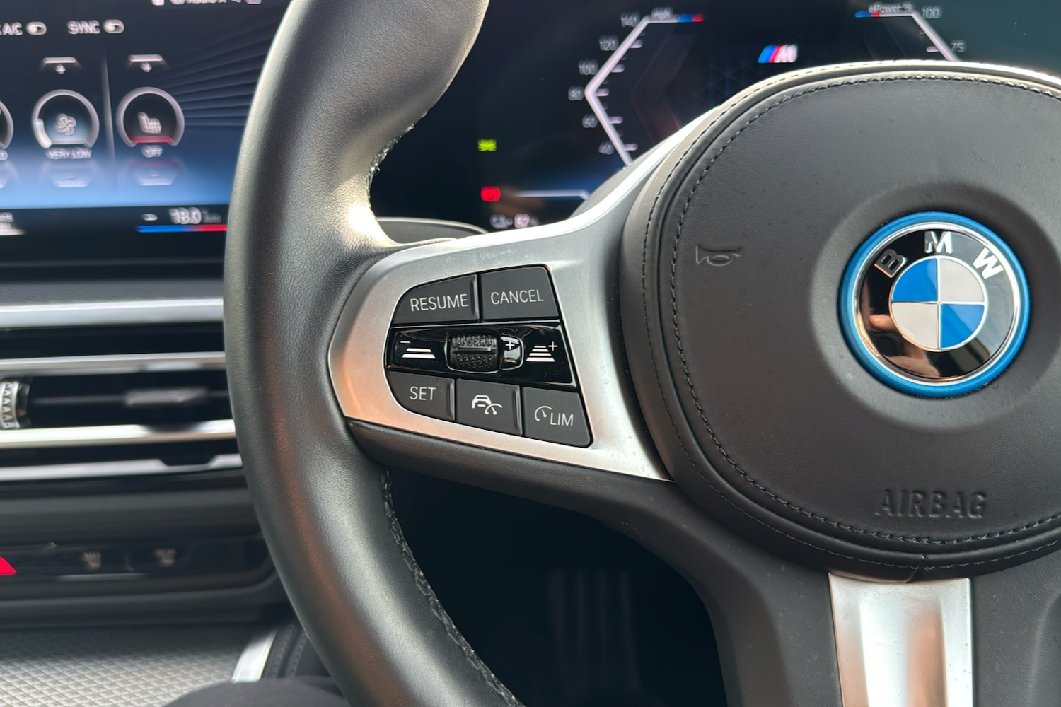 Used BMW i4 2022 for sale - 76087661: Photo 17