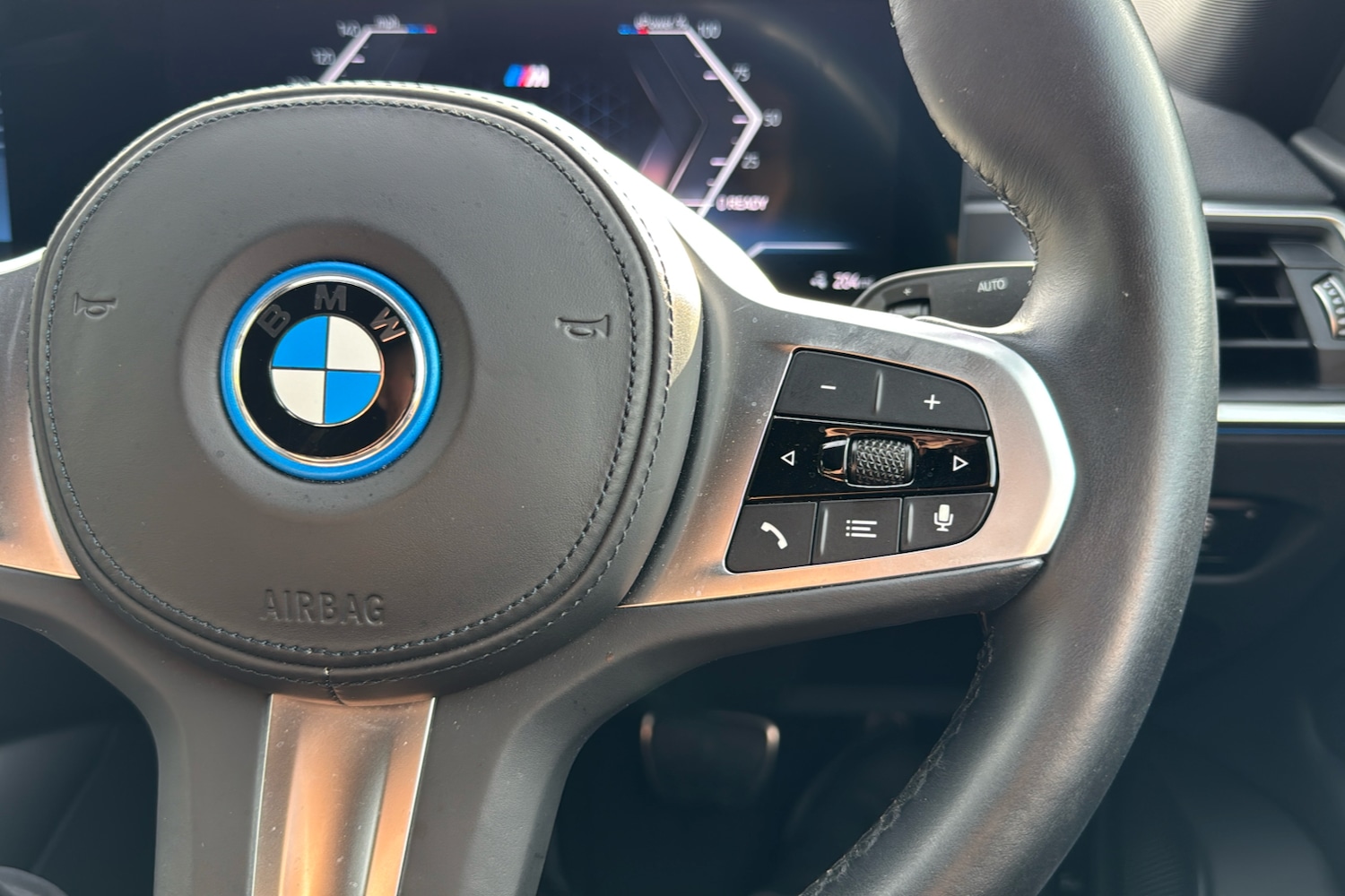 Used BMW i4 2022 for sale - 76087661: Photo 18