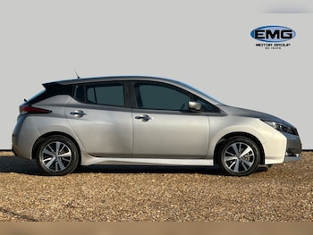 Used Nissan Leaf 2022 for sale - 76805118: Photo