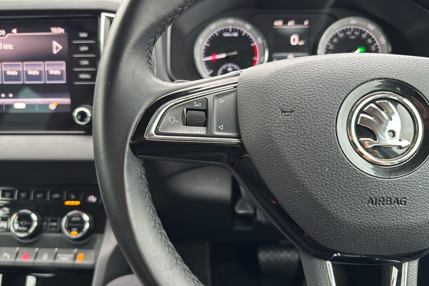 Used Skoda Karoq 2019 for sale - 76177298: Photo 16