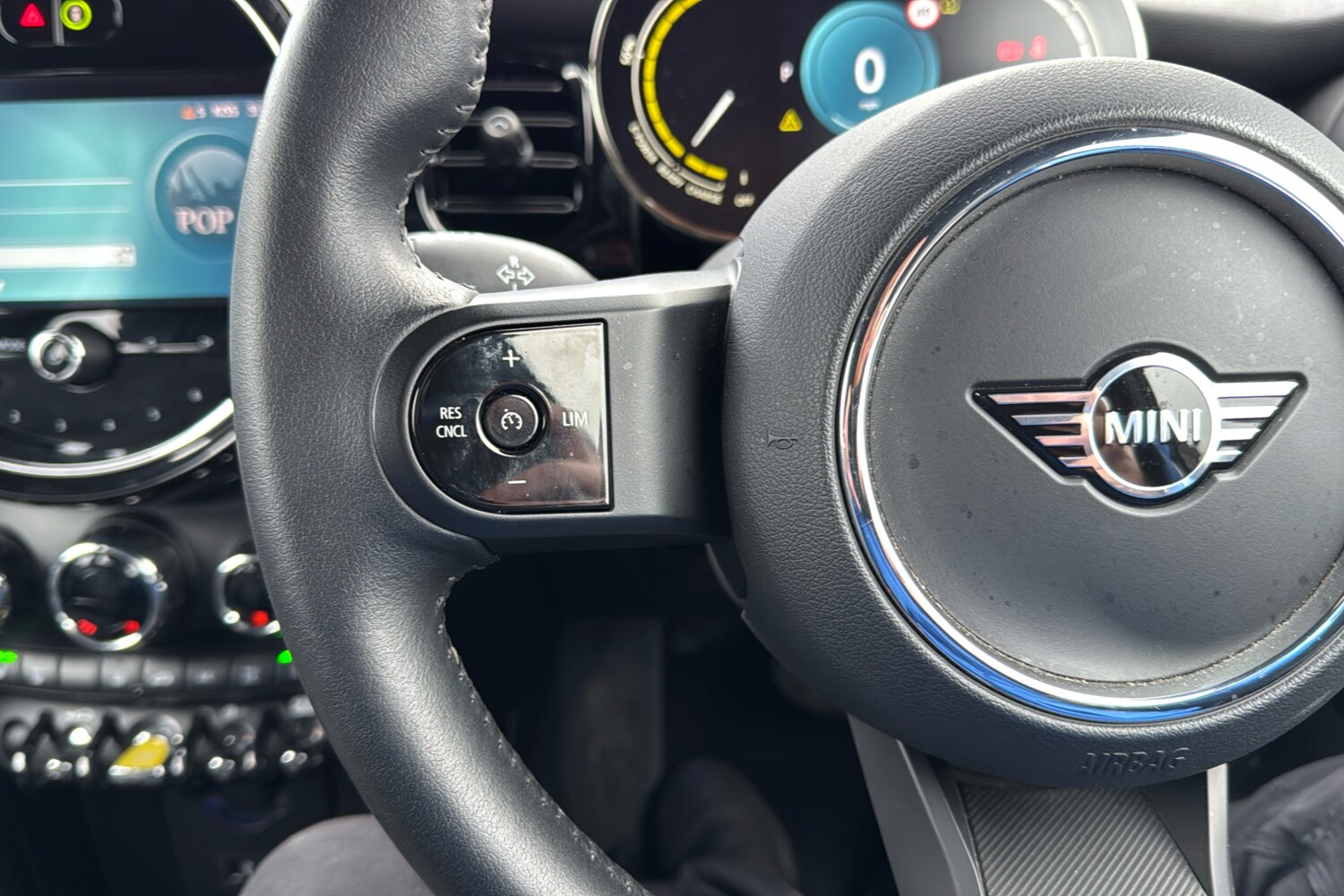 Used MINI Electric Hatch 2023 for sale - 77577560: Photo 16