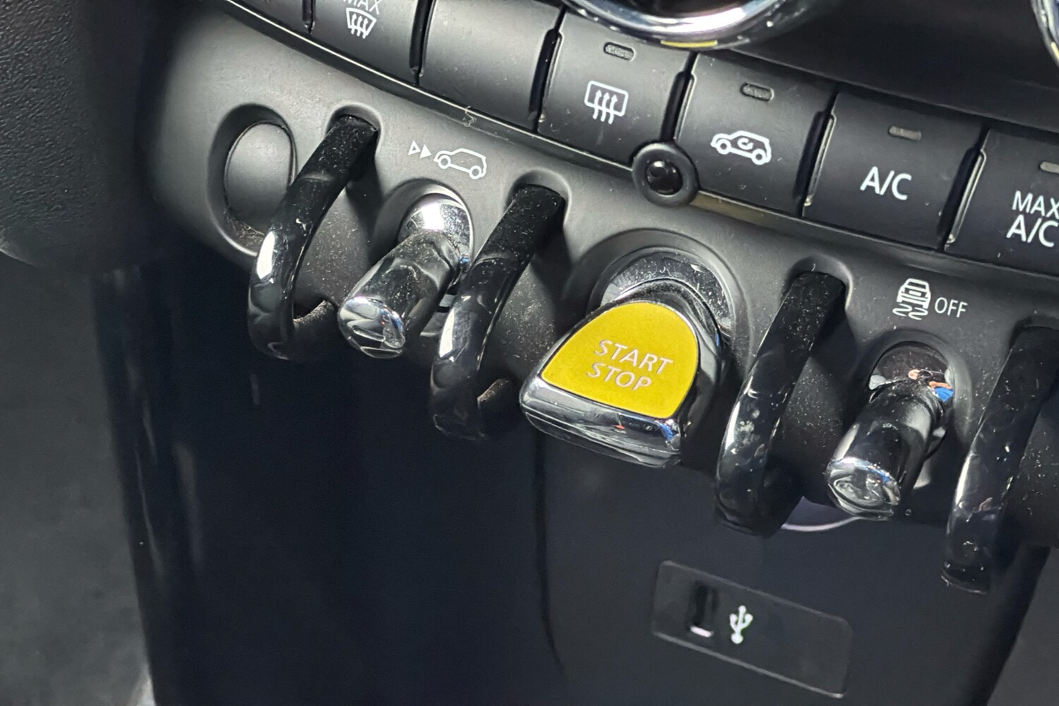 Used MINI Electric Hatch 2023 for sale - 77577560: Photo 22