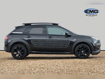 Used Citroen C4 Cactus 2017 for sale - 77565803: Photo