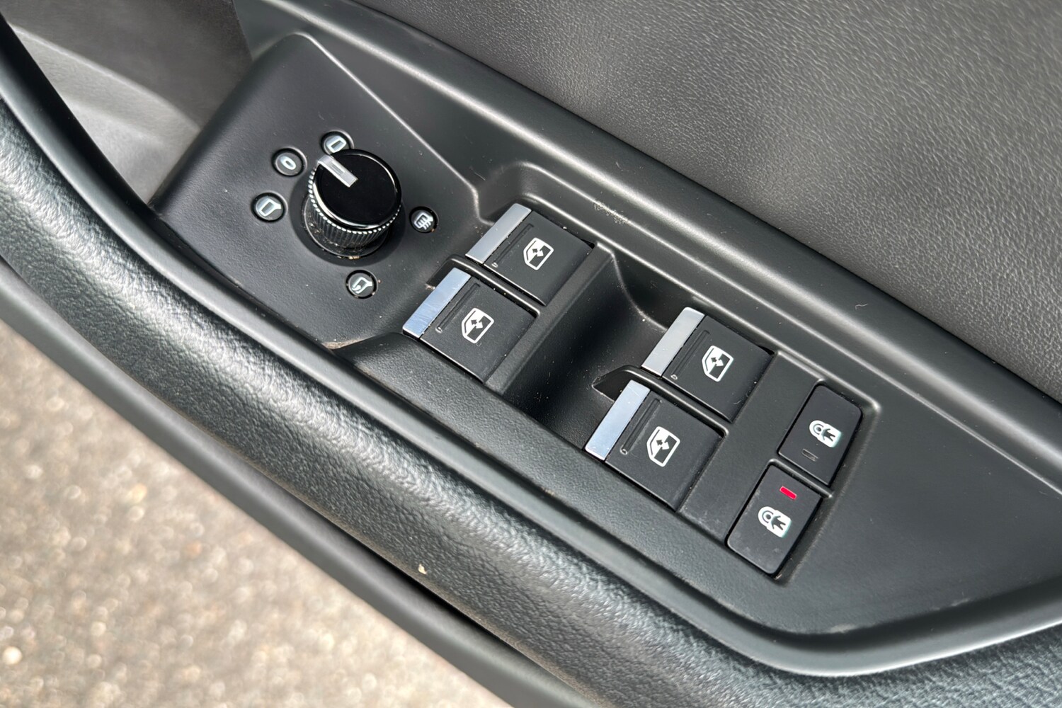 Vehicle 27