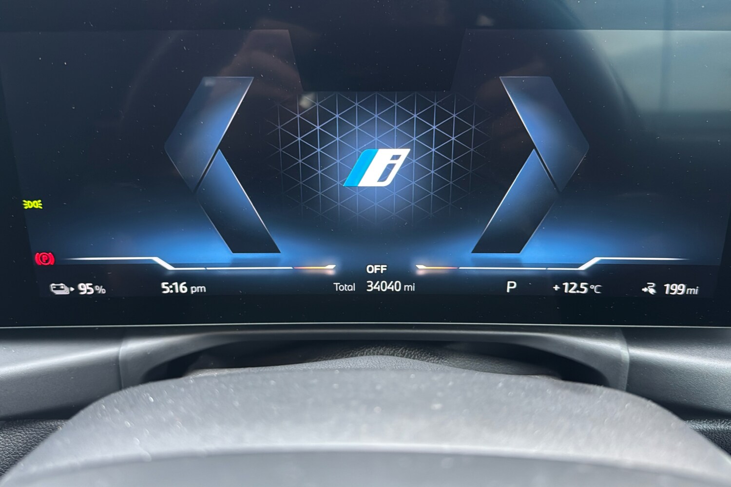 Used BMW i4 2022 for sale - 76351499: Photo 15