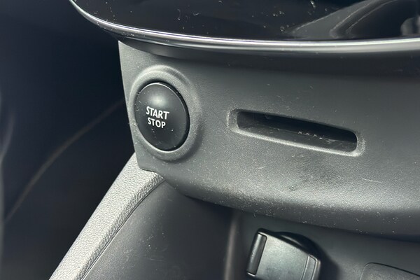 Used Renault Clio 2019 for sale - 76243428: Photo 22