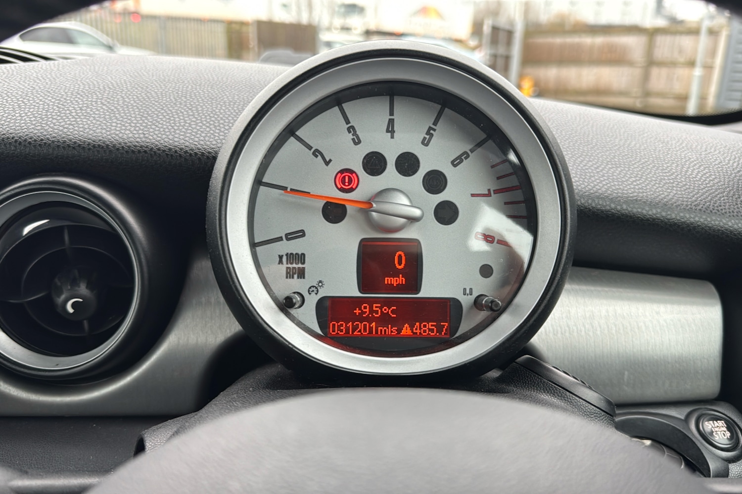 Used MINI Convertible 2010 for sale - 76978981: Photo 14