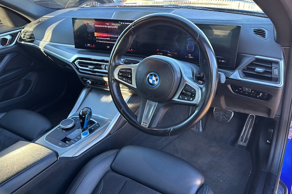Used BMW i4 2022 for sale - 73432229: Photo 12