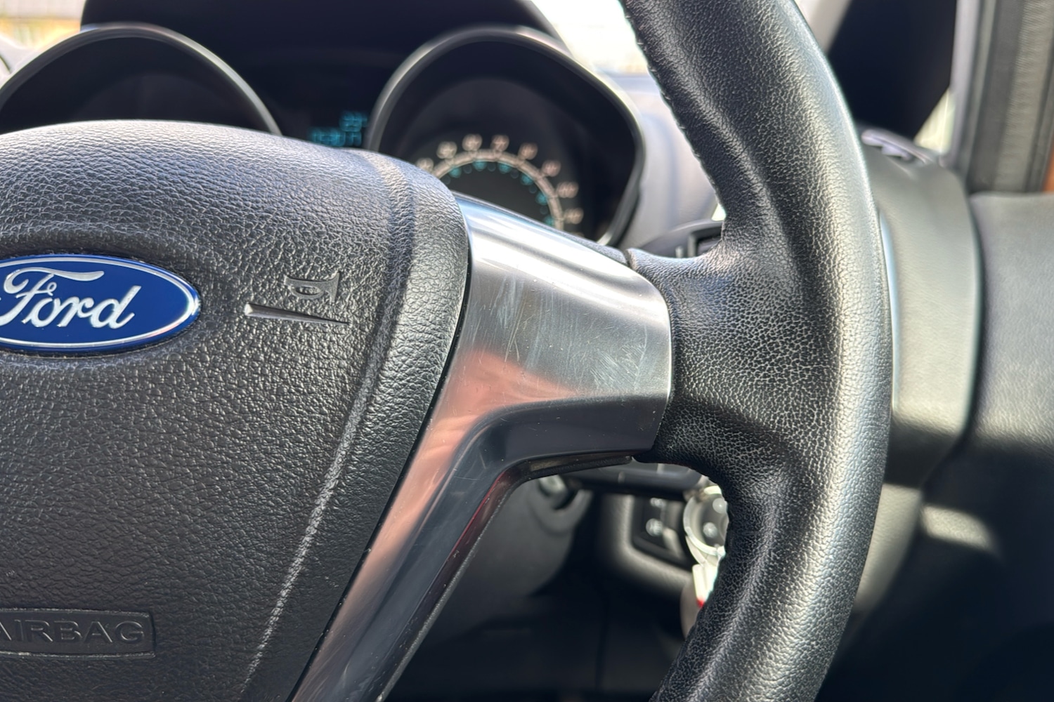 Used Ford B-MAX 2015 for sale - 76076980: Photo 17