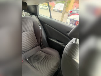 Used Toyota Prius 2017 for sale - 78643570: Photo