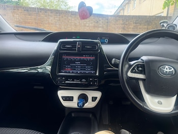 Used Toyota Prius 2017 for sale - 78643570: Photo
