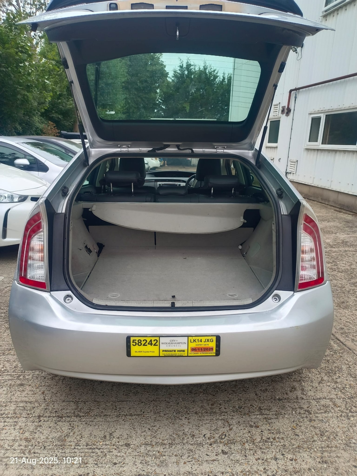 Used Toyota Prius 2019 for sale - 77718202: Photo 4