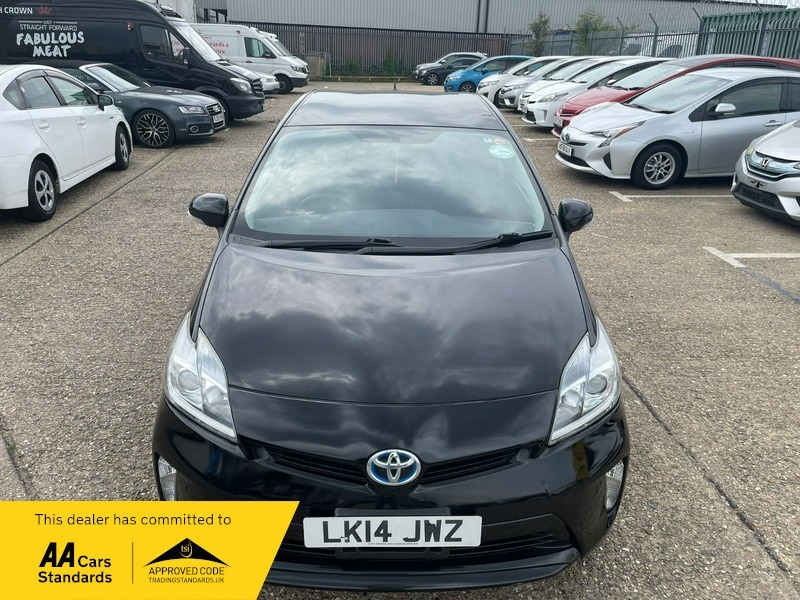 Used Toyota Prius 2019 for sale - 77688107: Photo 2