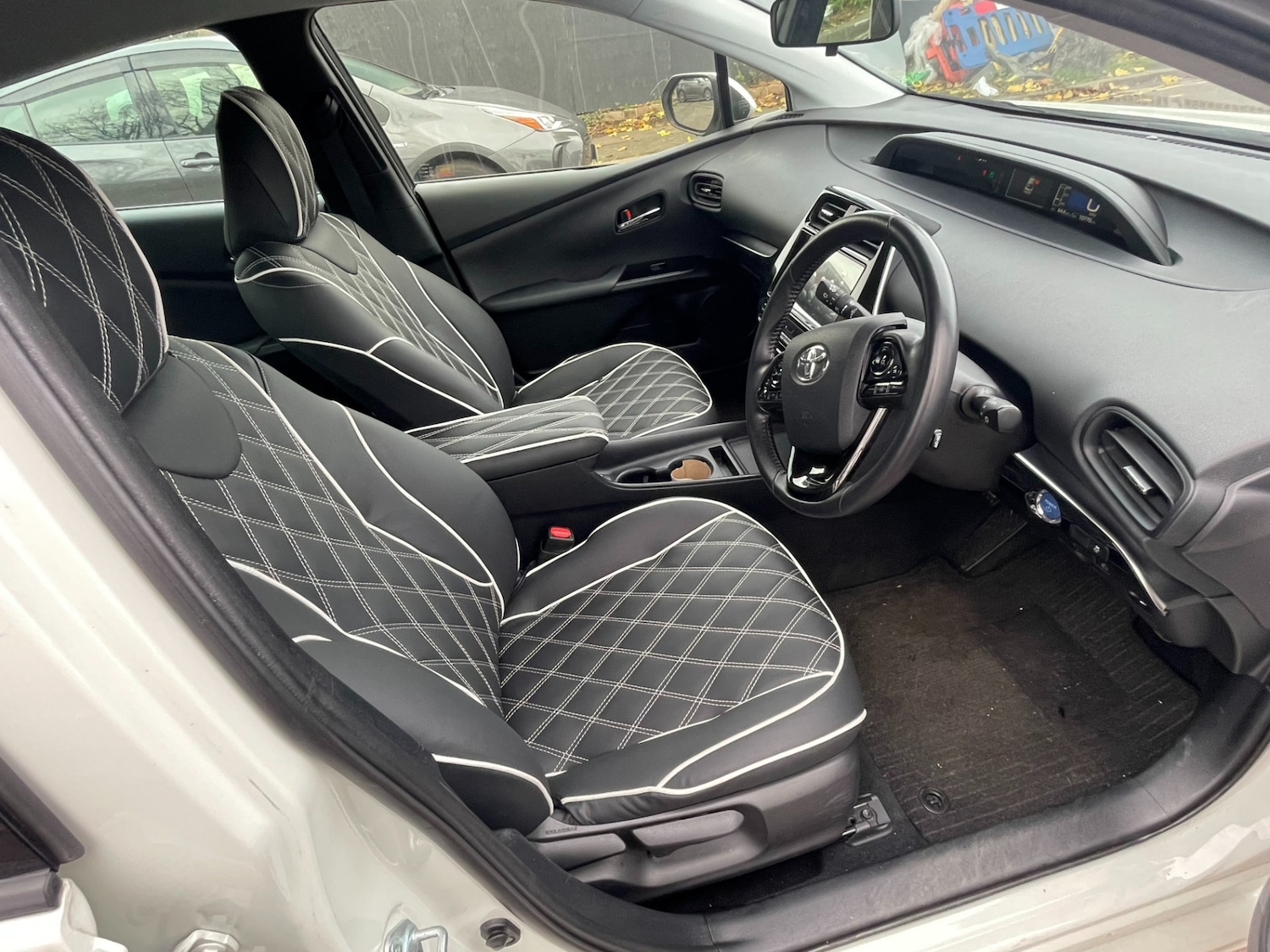 Used Toyota Prius 2023 for sale - 77715448: Photo 4