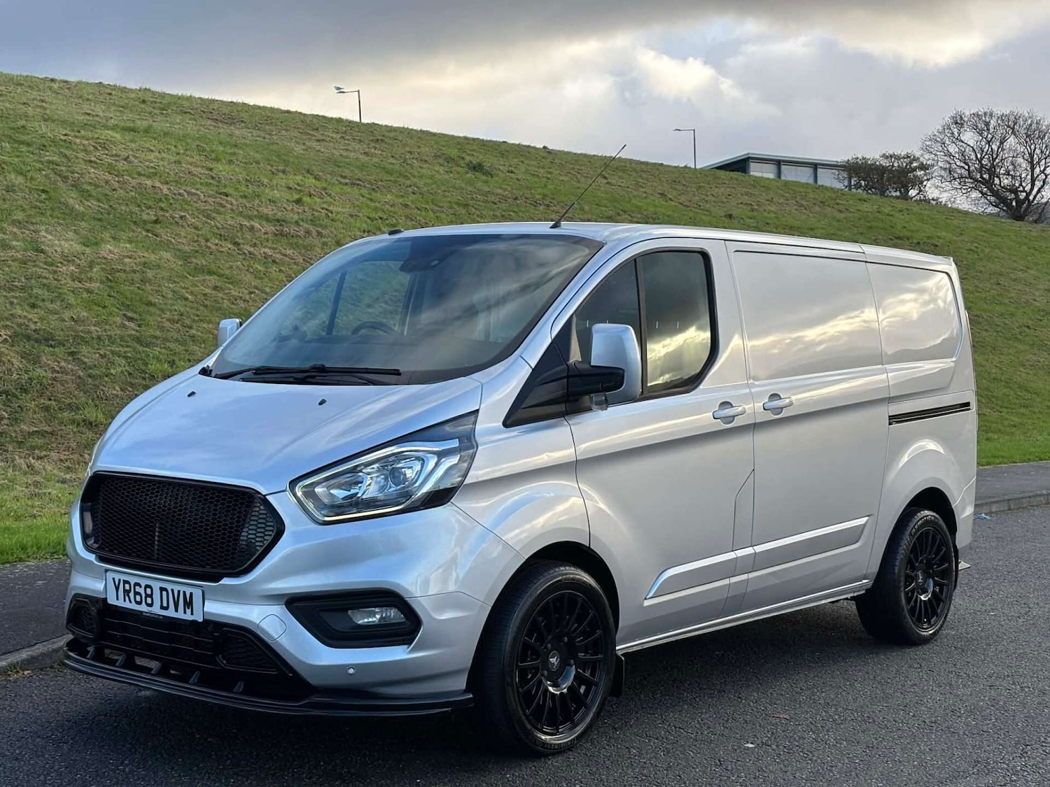 Used Ford Transit Custom 2018 for sale - 76631166: Photo 2