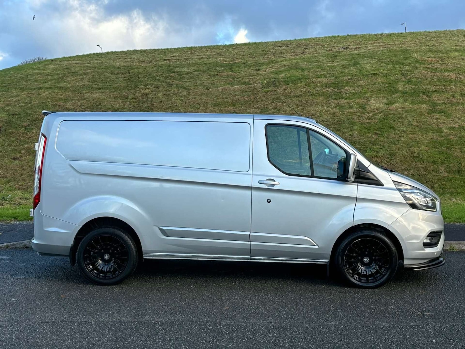 Used Ford Transit Custom 2018 for sale - 76631166: Photo 4