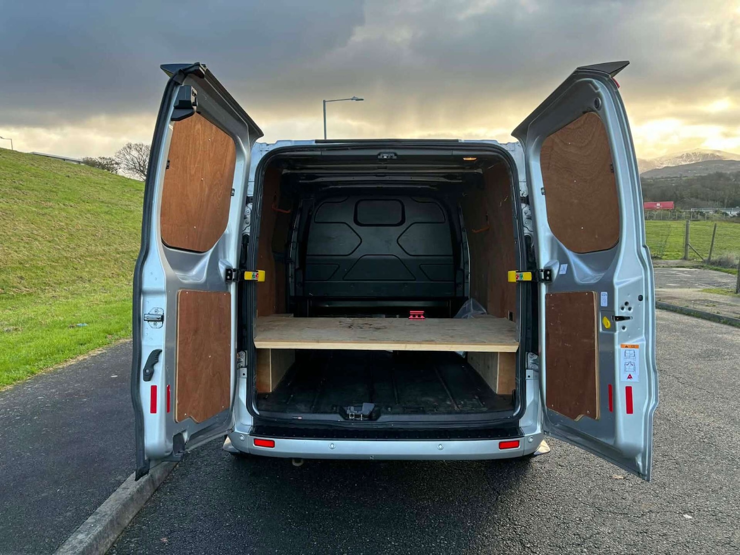 Used Ford Transit Custom 2018 for sale - 76631166: Photo 8